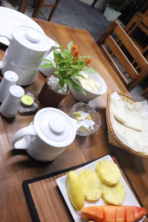 נגומבו Ryan Residence & Restaurant מראה חיצוני תמונה