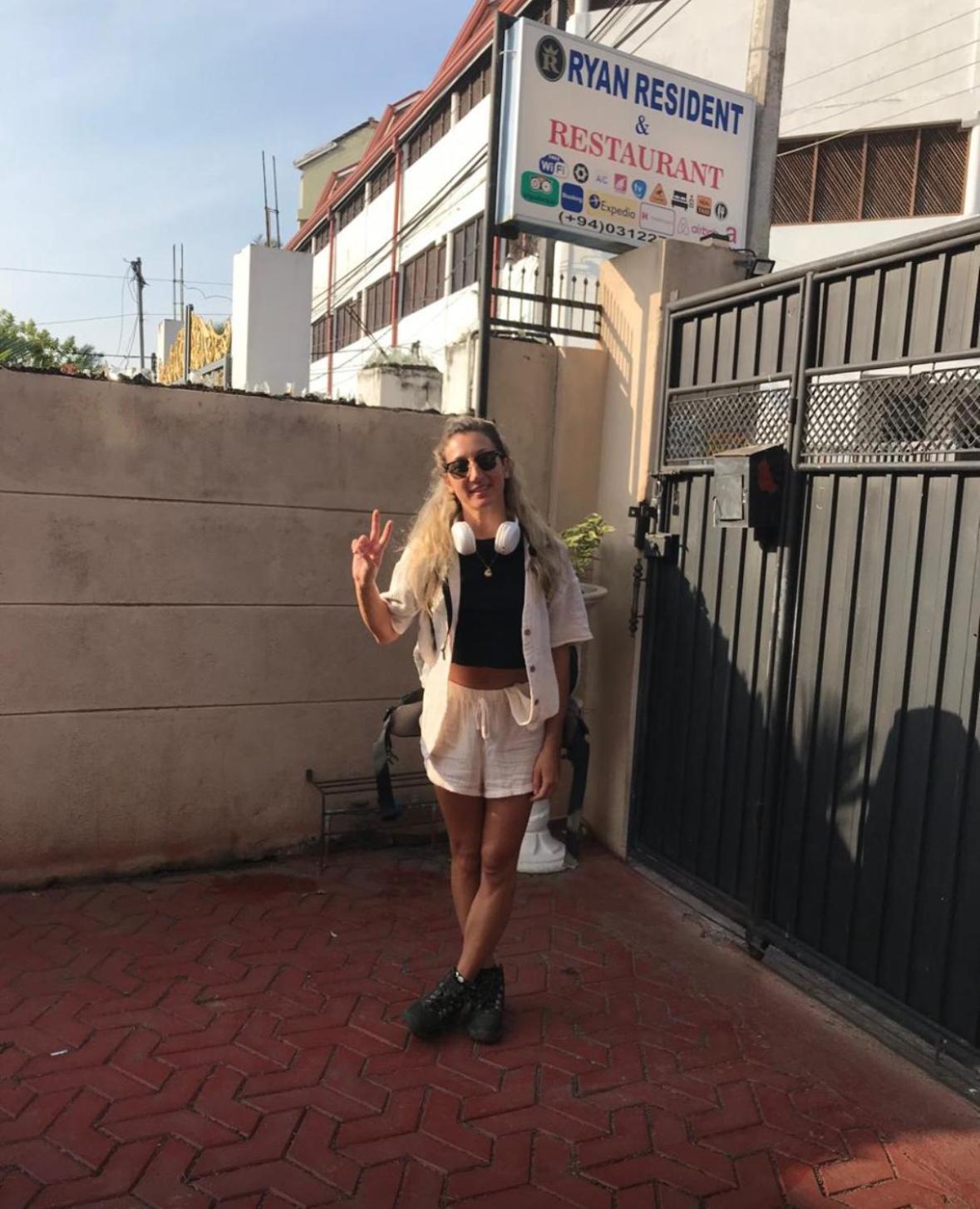 נגומבו Ryan Residence & Restaurant מראה חיצוני תמונה