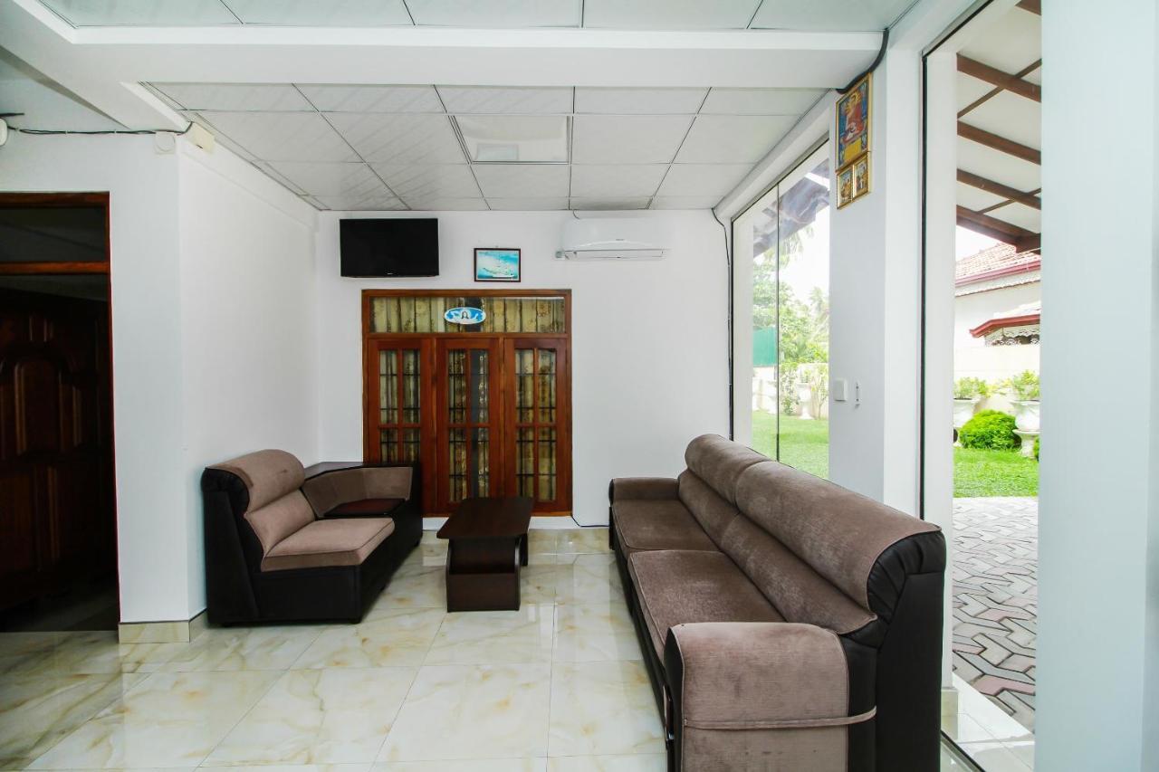 נגומבו Ryan Residence & Restaurant מראה חיצוני תמונה